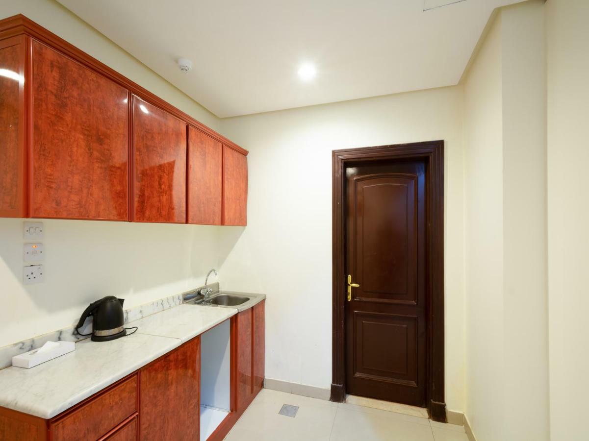 Capital O 162 Brzeen Hotel Riyadh Exterior photo